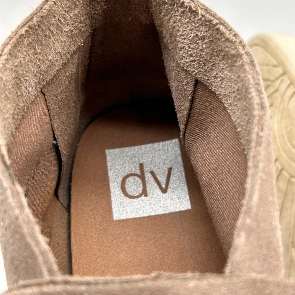 DV Dolce Vita Womens 8.5 Taupe Suede‎ Slip On Chukka Sneaker Boots